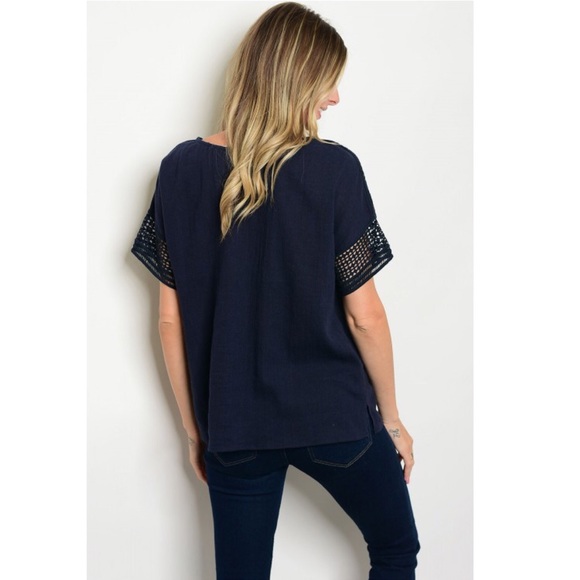 🛍Sale🛍 Navy Blue Cotton Top - Picture 3 of 6